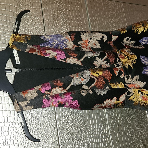 Alice & Olivia Oriental Floral Dress Size 0 - Picture 3 of 7
